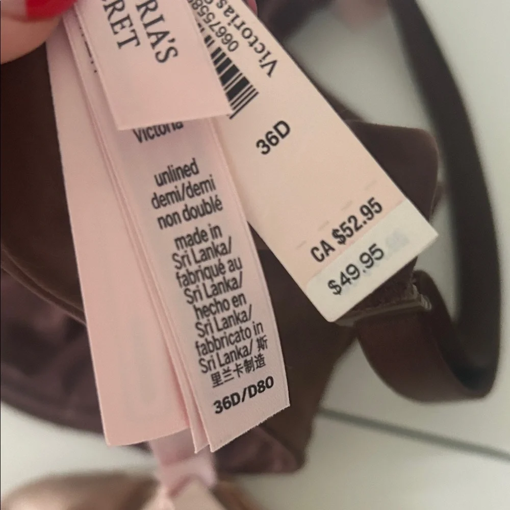 Victoria's Secret body by Victoria invisible lift bra - set of 2 nude and brown - Picture 3 of 3